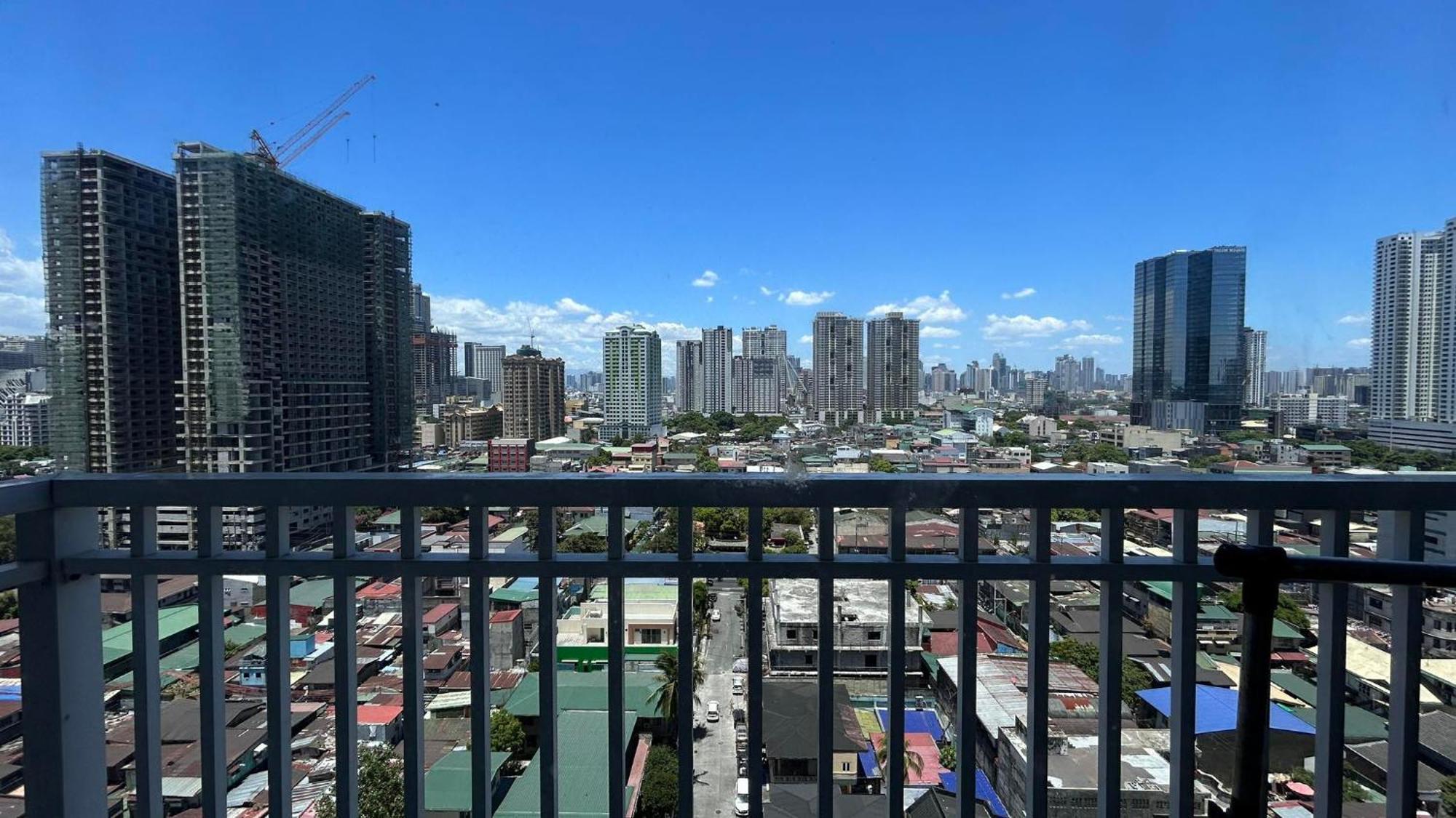 Smdc Breeze Residences By Dominga Manila Eksteriør bilde